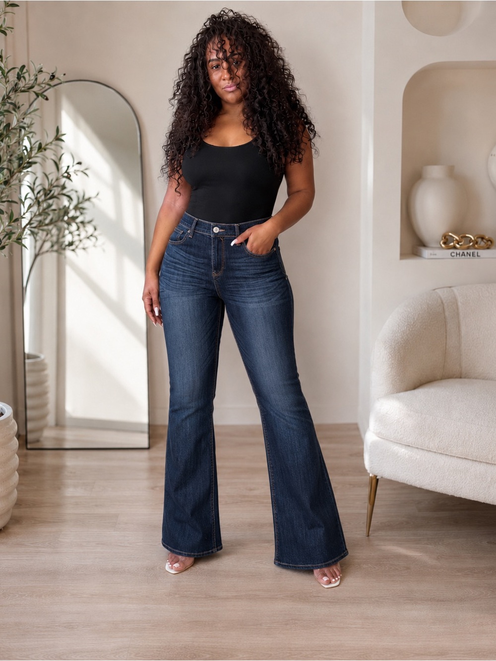 Express Mid Rise Slim Flare Jeans Size 12R Dark Wash Stretch Denim